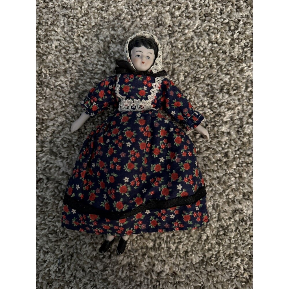 Vintage Japanese B. Shackman & Co. Miniature 1960's Porcelain Doll Floral Rare